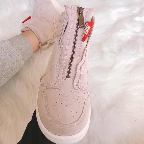 Nike Air Jordan 1 high - Picture 4 of 8